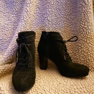 Women's Black booties